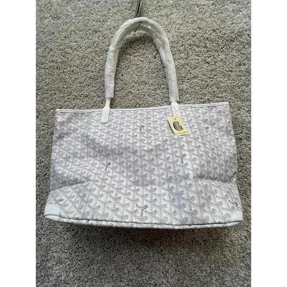Goyard Saint Louis Tote Bag in White Goyardine Canvas - Picture 1 of 12